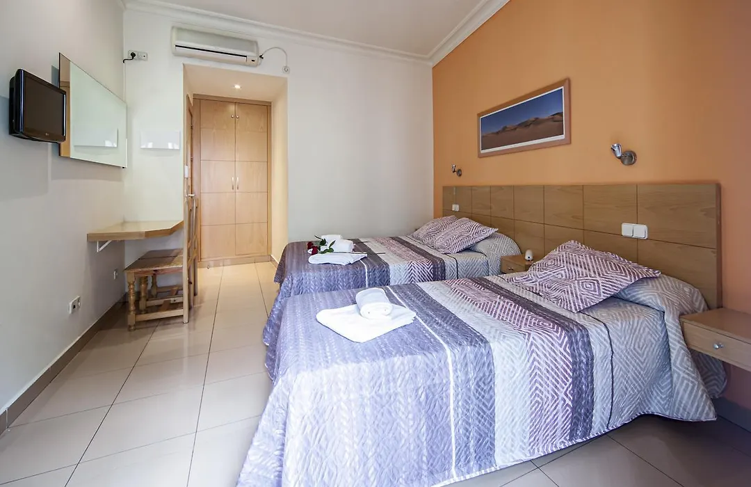 Hostal Inter Puerta Del Sol Auto Check In-1